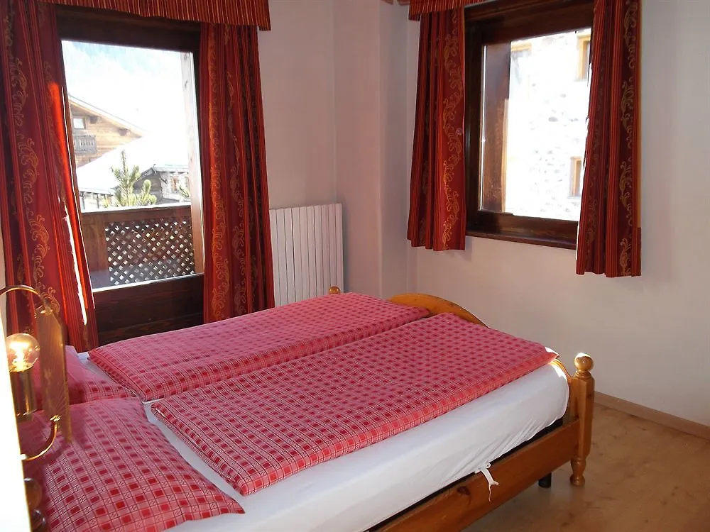 Hotel Adele Livigno 3*,
