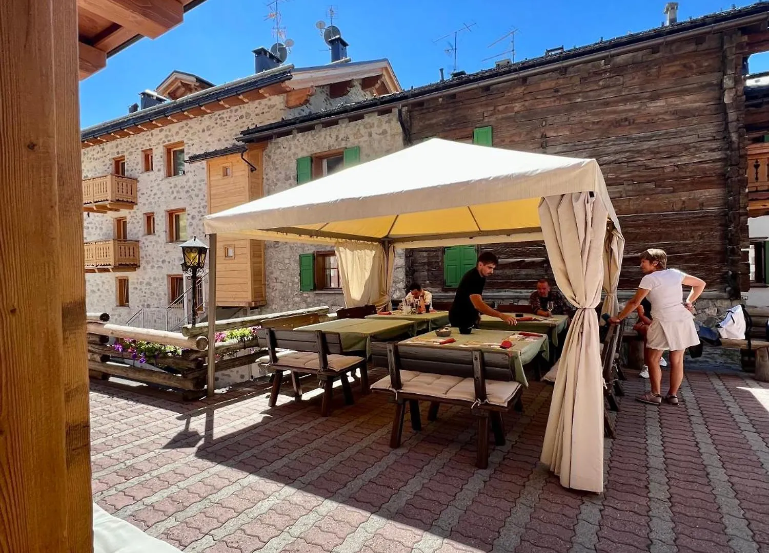 ***  Hotel Adele Livigno Italia