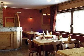 Hotel Adele Livigno 3*,