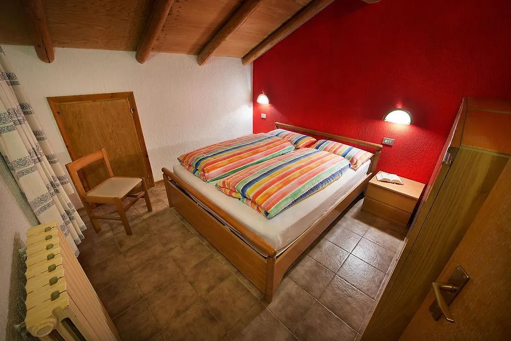Hotel Adele Livigno 3*,  Italia