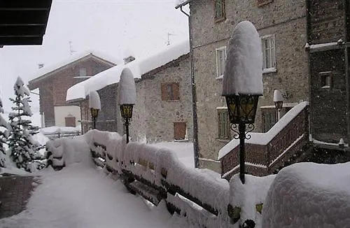 Hotel Adele Livigno 3*,