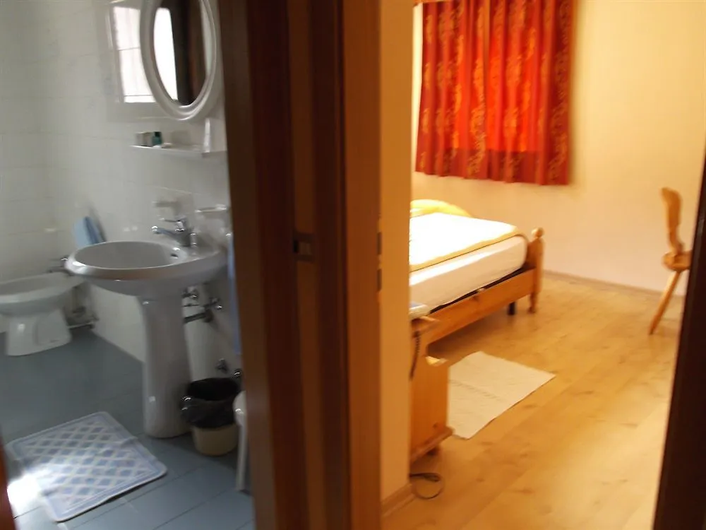 Hotel Adele Livigno 3*,  Italia